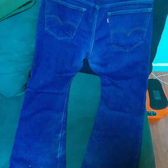 Mens Blue Levi Denim jeans - Picture 7 of 7